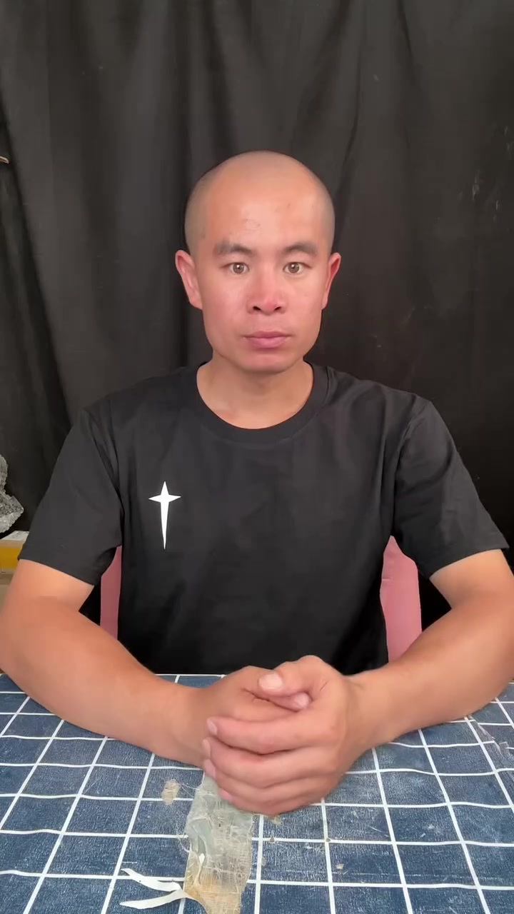 这个肉罐头真的好吃么,买来测他