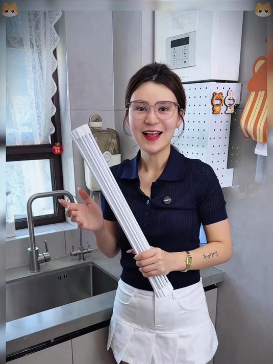 把这个#沥水置物架#放水槽上，承重力强，洗水果青菜，锅碗瓢盆都很方便！#厨房好物##沥水架