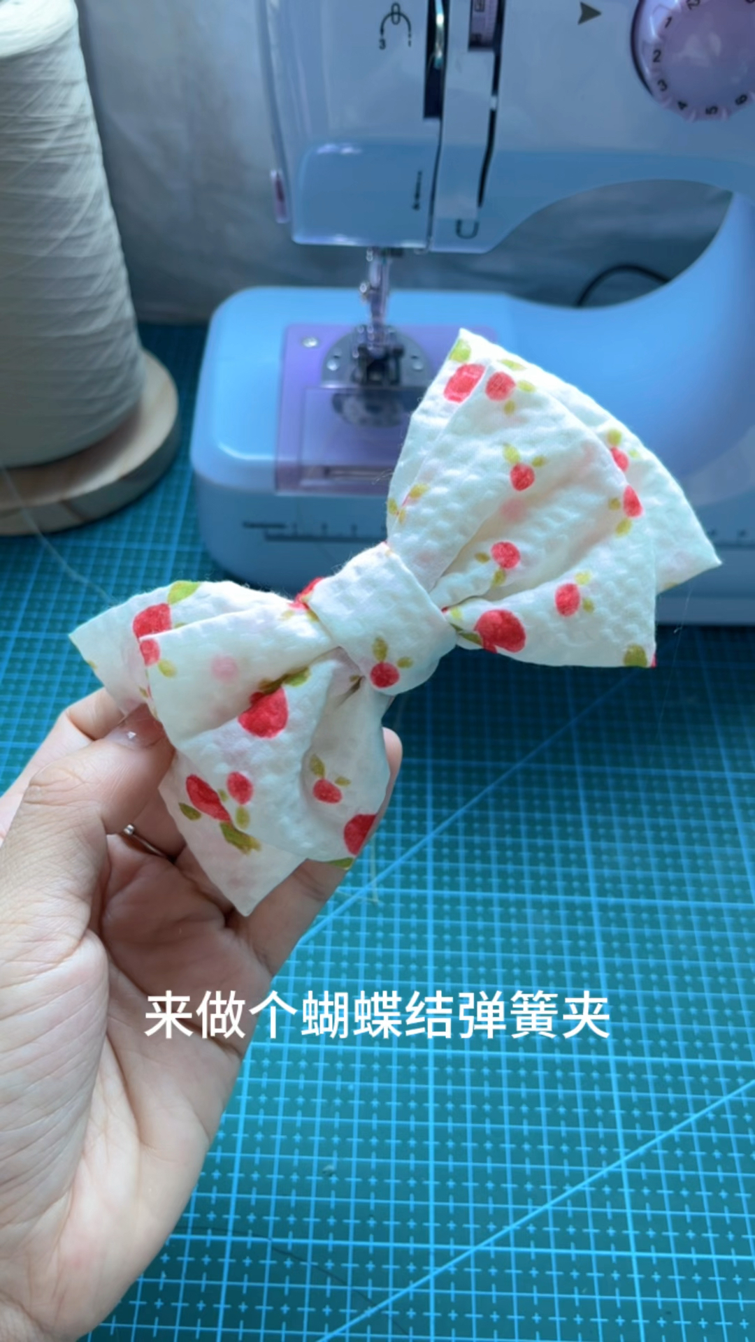 蝴蝶结弹簧夹制作过程