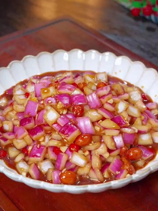 很多人都不知道,洋葱这么做竟然有这么大的妙用