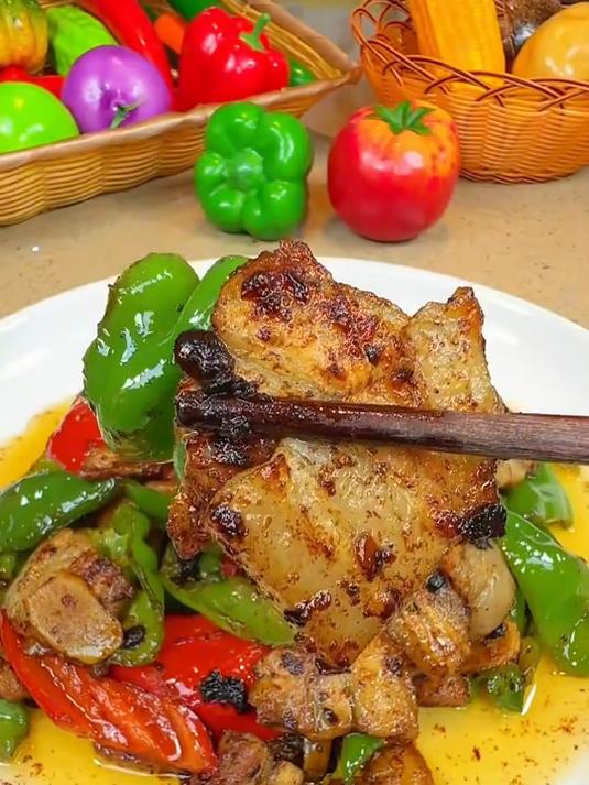 豉椒炒腩肉怎样才能炒到焦香干爽 豉香浓郁呢?