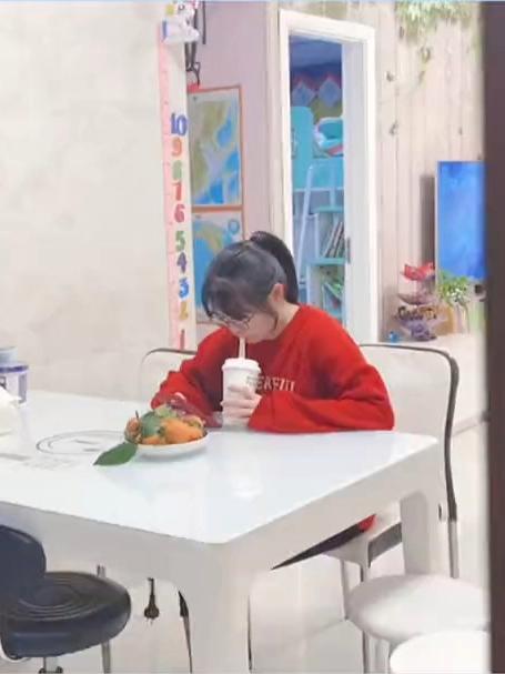 奶茶真的那么好喝吗?为什么女儿天天都想喝?