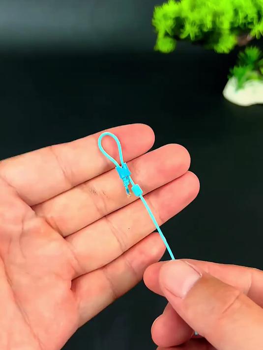 钓鱼大师新研发“无结线扣”,钓鱼真好用