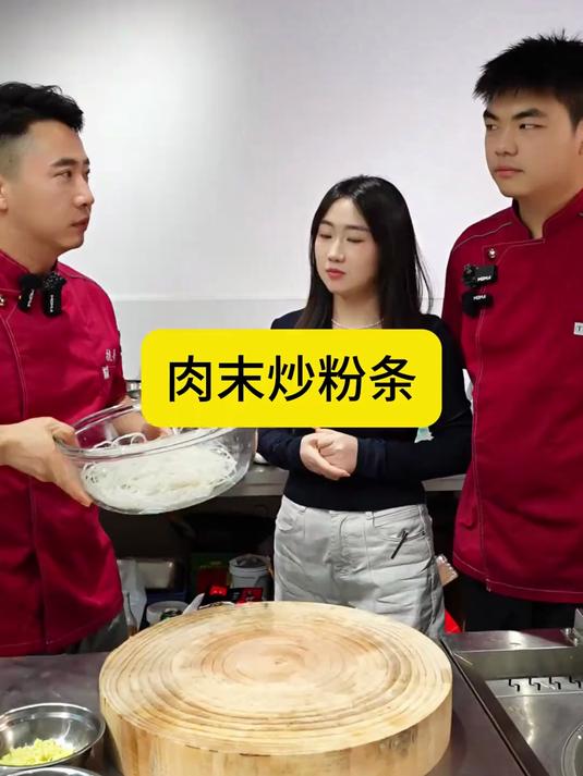 在不要说我炒菜调料放的多了，食材不好，不放调料怎么好吃呢