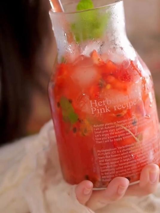 草莓百香果鸡尾酒低浓度快乐微醺~