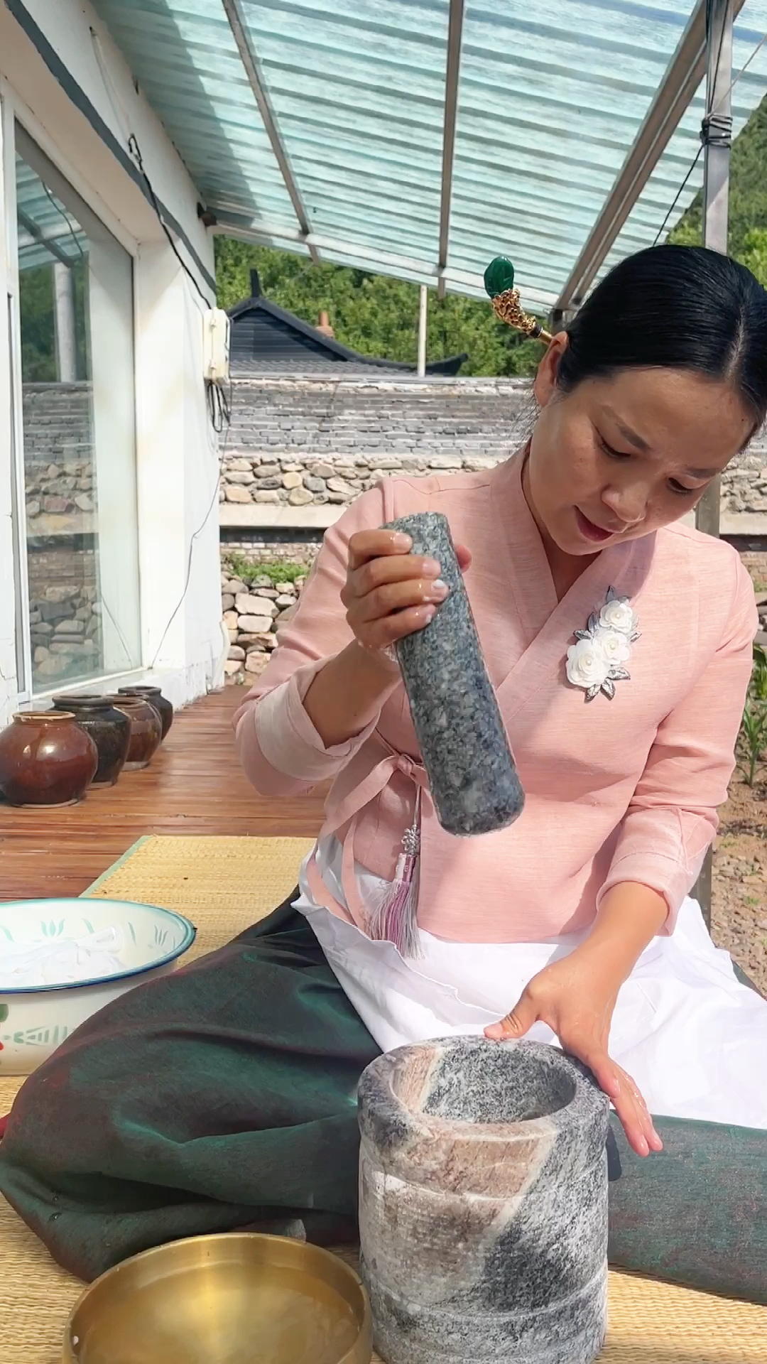 打糕是朝鲜族的传统美食,在我们重大喜庆的日子里,结婚、花甲、周岁宴都必不可少