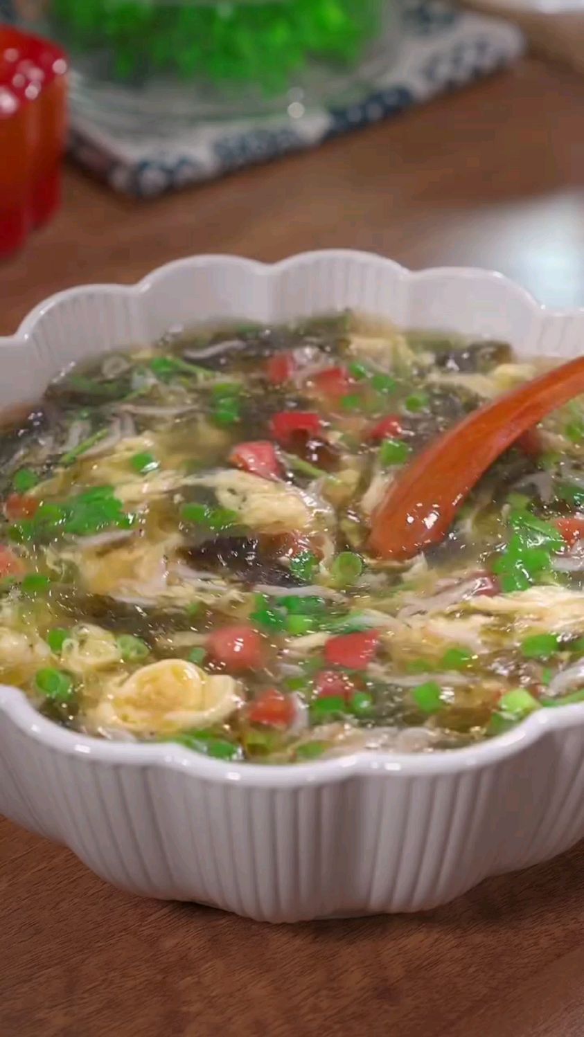 丝滑的紫菜鸡蛋汤