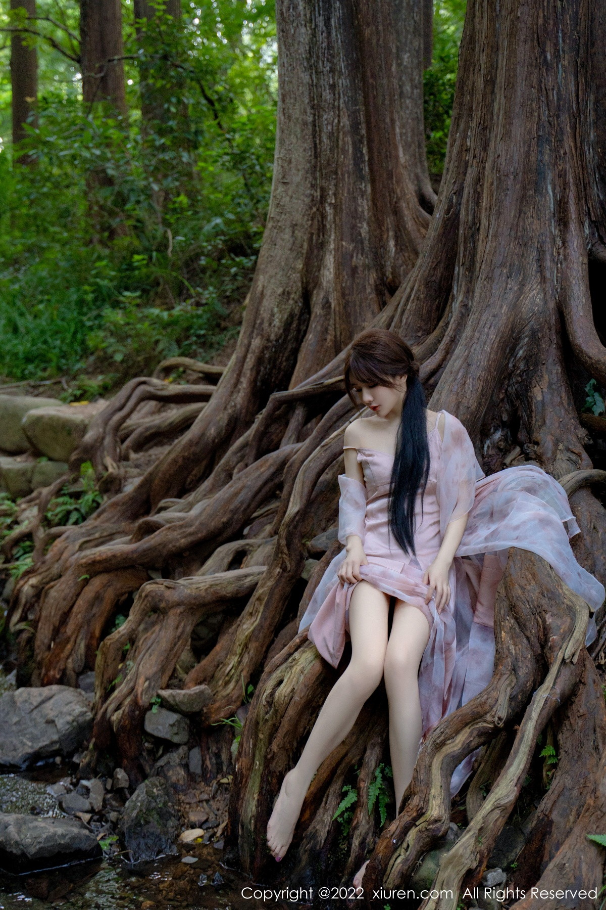 图片[35]-【XiuRen秀人网】2022.10.11 Vol.5690 婠婠麽【81P】-六色网