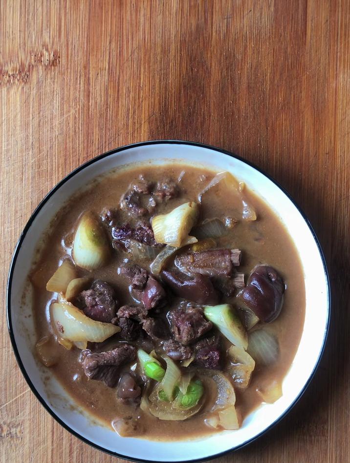 羊肉怎么烧好吃又简单的做法,分享一道羊肉烧洋葱