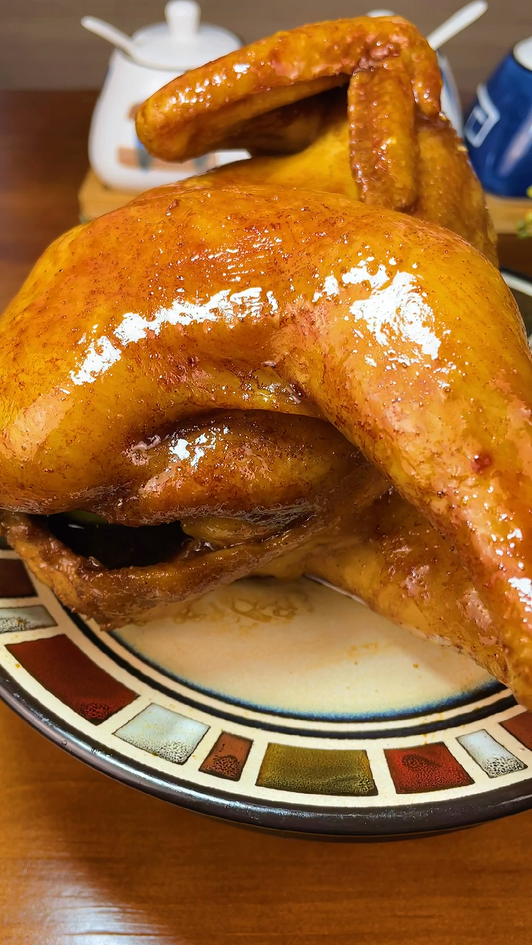 不加一滴油和水,也能做出外酥里嫩,诱人可口的酱油鸡