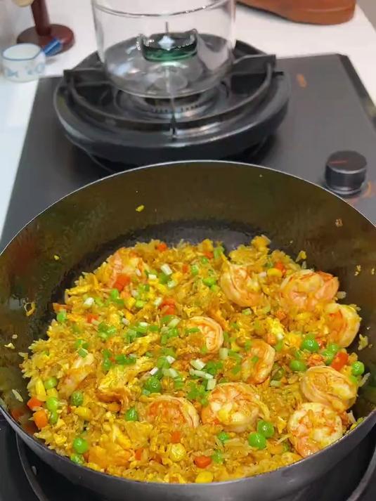 今天做了简单又好吃咖喱炒饭