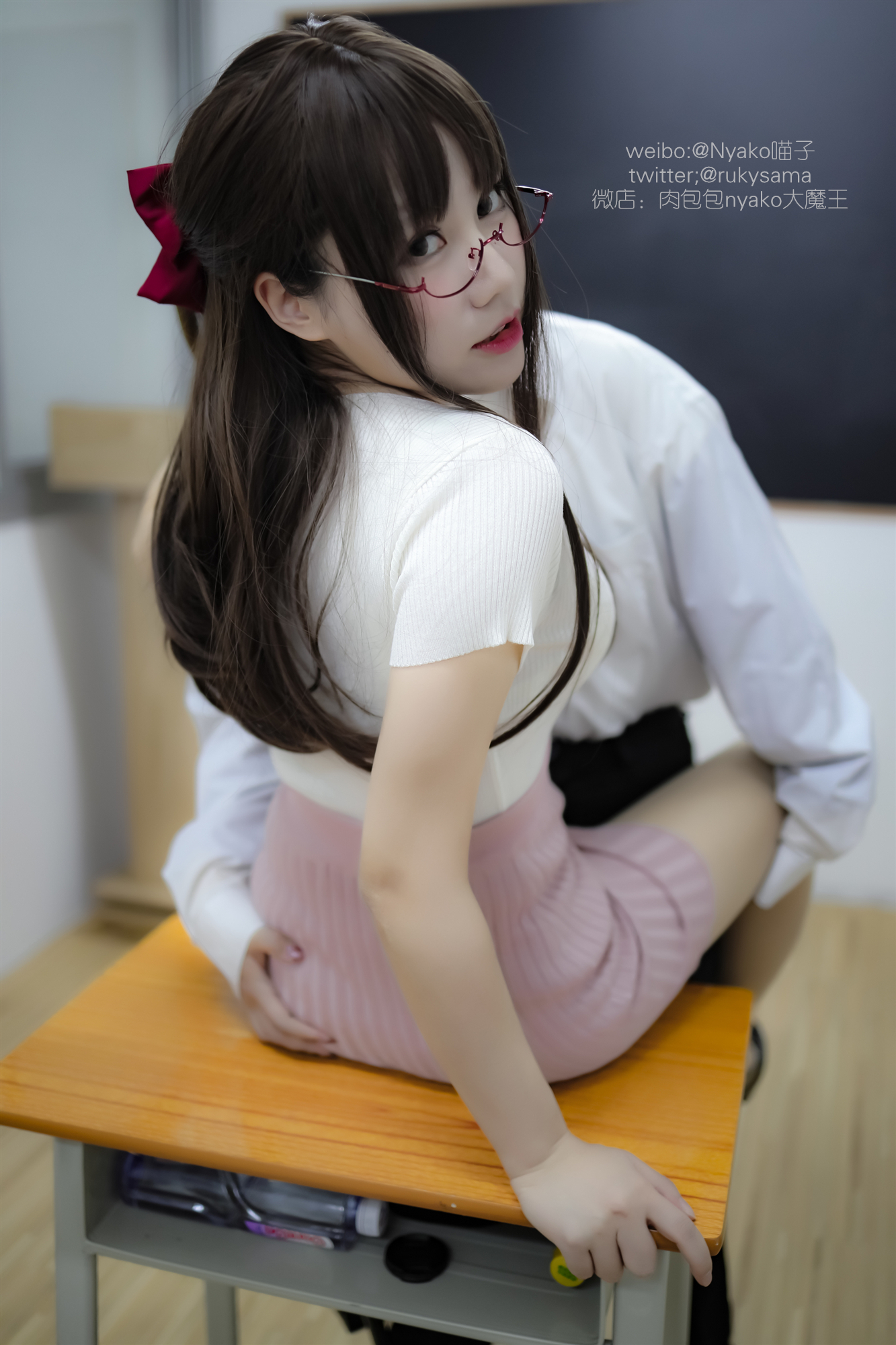 图片[24]-Nyako喵子 NO.010 – 欲求不满的老师[122P221M]-六色网