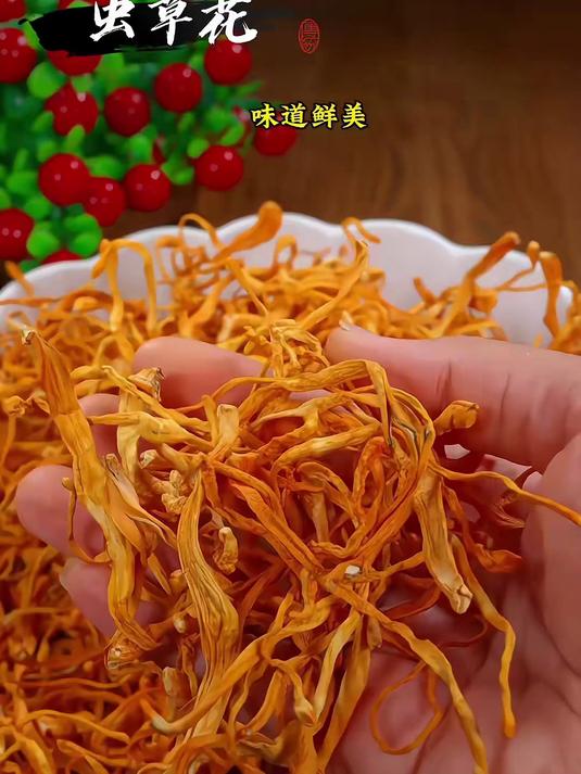 家常下饭菜,虫草花炒青椒,鲜辣又爽口
