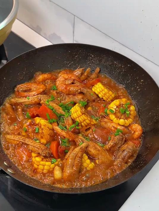 鸡翅鸡爪大虾煲我立马就学会了