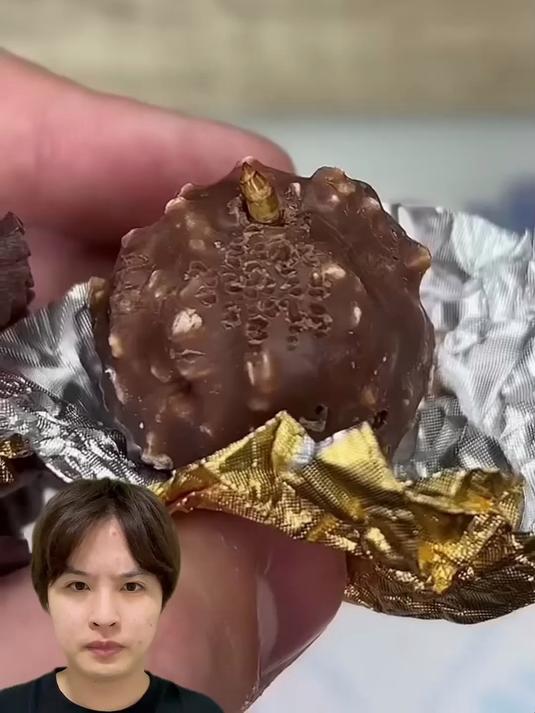 费列罗巧克力里有虫子?!