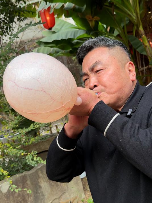 芜湖大哥卖正宗南京烤鸭,个个嘴吹到位,自称全国烤鸭看安徽