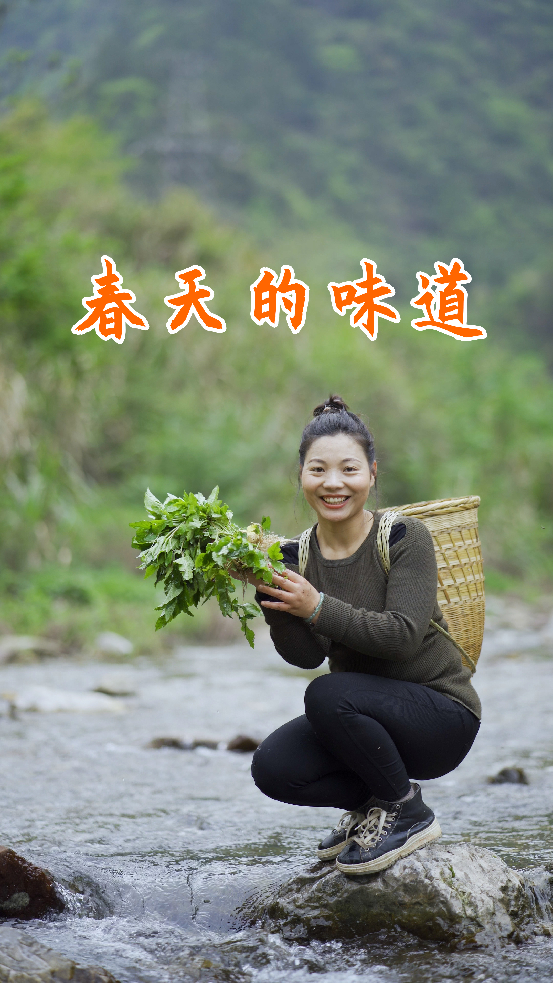 鸭脚板和腊肉一起煮汤,太鲜美了,你们吃过吗?