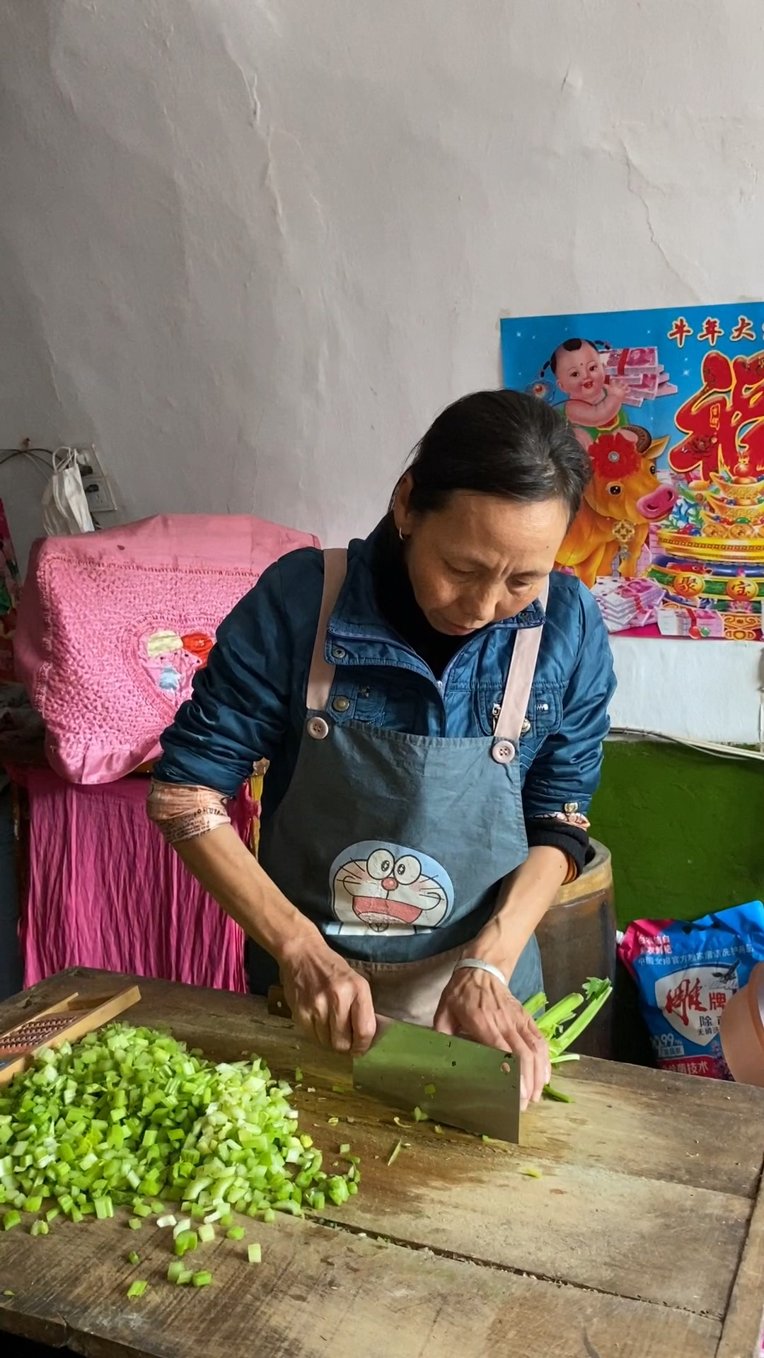 农家腌咸菜详细教程,吃面喝粥都可搭配,做法简单味道可口