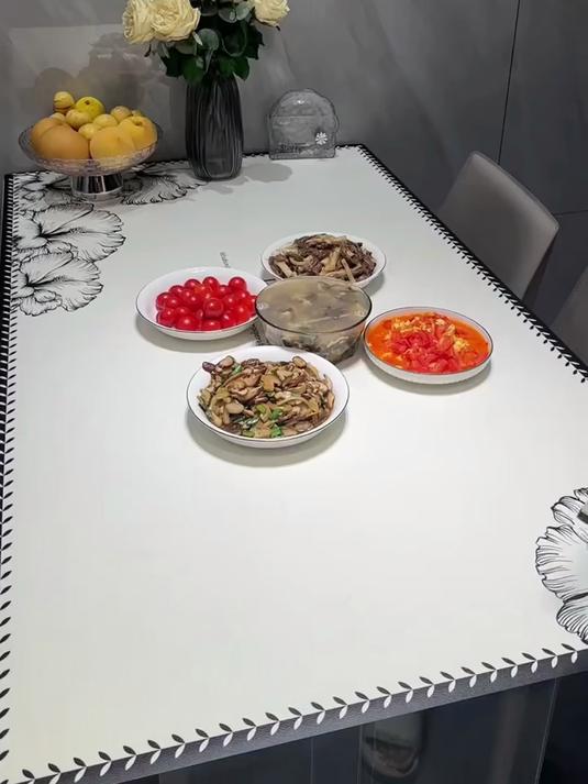 有了这个保温菜罩 老公回家晚了也有热气腾腾的饭菜吃了厨
