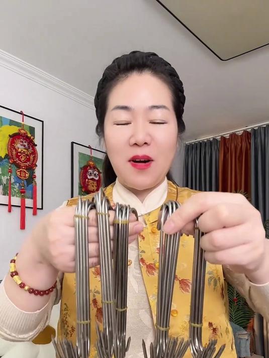 不锈钢 S 型腊肉挂钩！加粗承重强，挂腊味不滑落超实用～