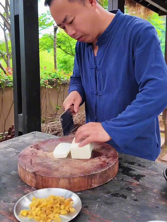 花50块给全家人做九菜一汤,你们说姐夫能行吗?
