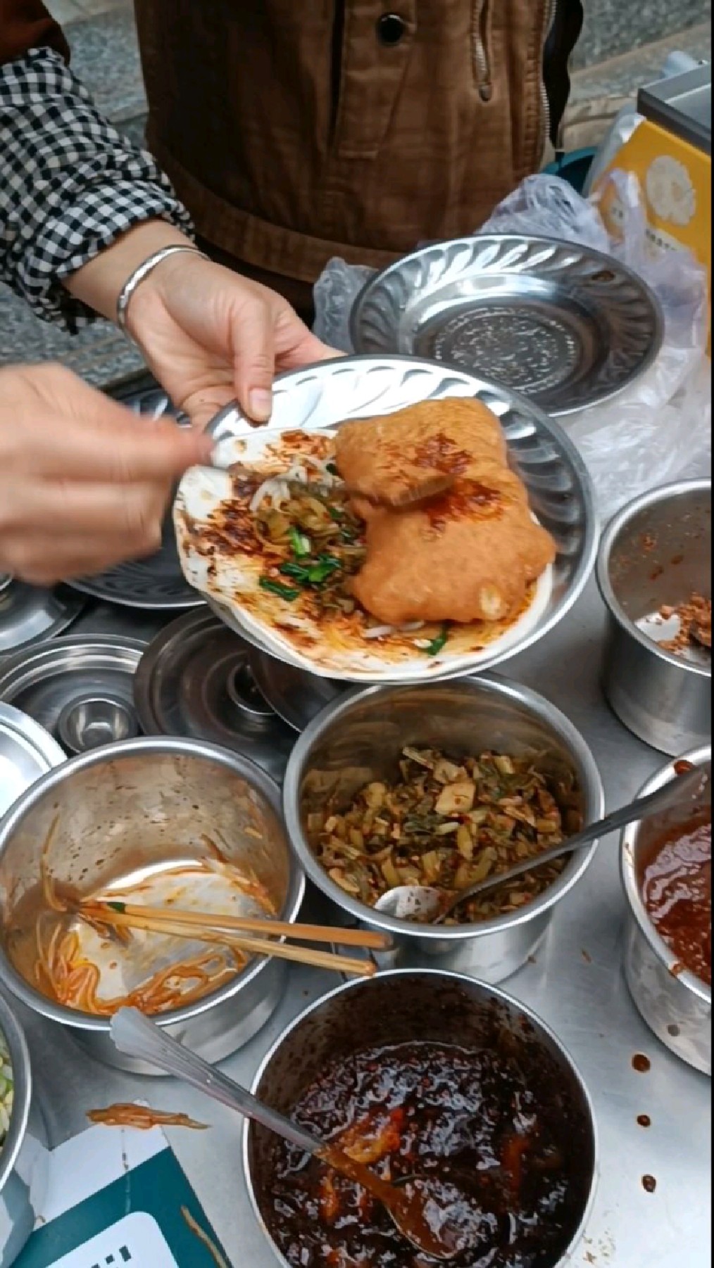 天下无双,云南扒肉饵丝烧饵块,