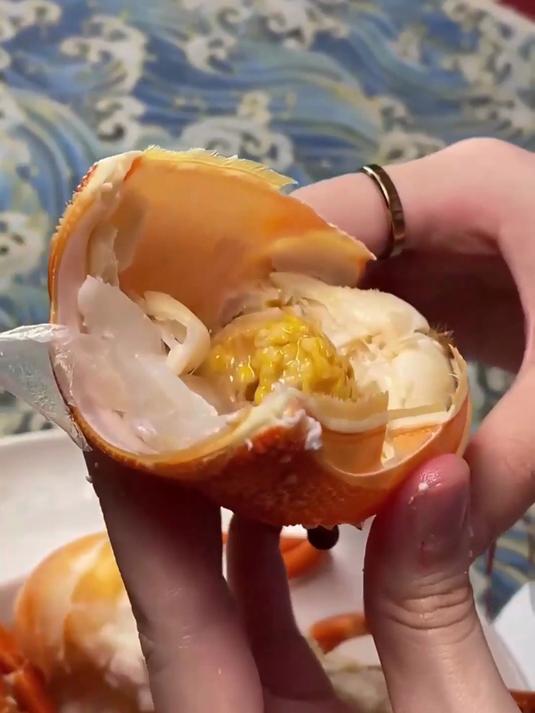 鲜冻小青龙虾,肉厚膏肥,在家吃海鲜大?