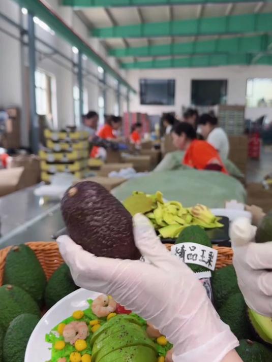 牛油果切片摆盘教程,创意水果拼盘教程,ins风下午茶必备!