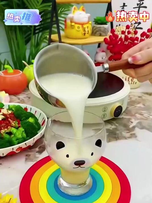 热油小锅家用神器,小巧精致,做凉拌菜炝油超省心。#铸铁泼油锅##厨房神器#