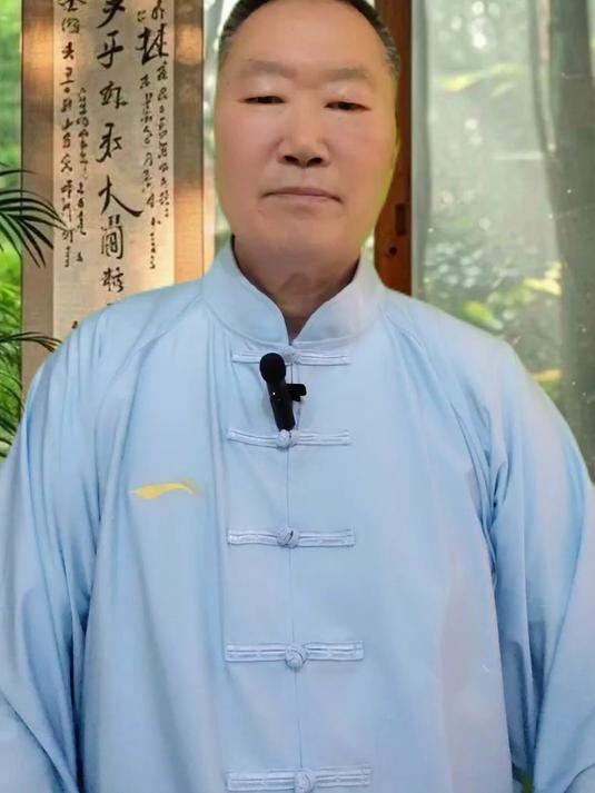 青少年一定要吃早餐