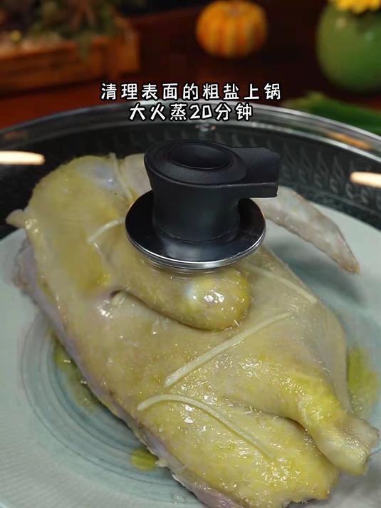 盐水鸭腿撕着吃！肉质紧实带点咸，追剧当零食太合适