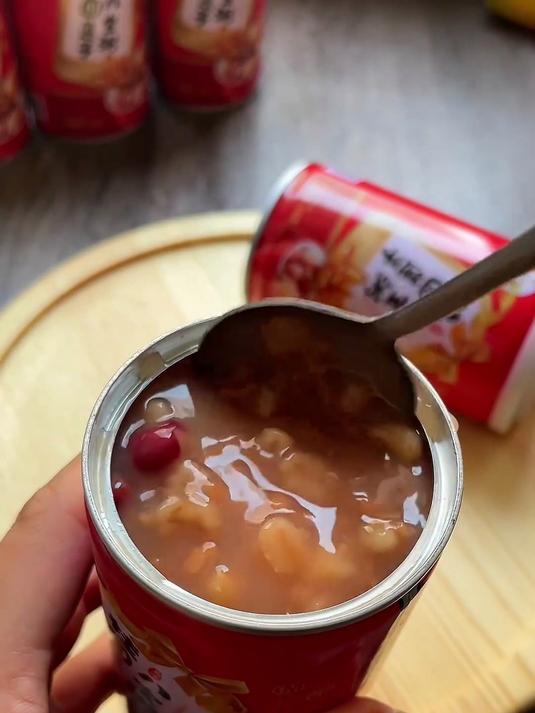 桂圆莲子八宝粥,料足味美,暖心又暖胃