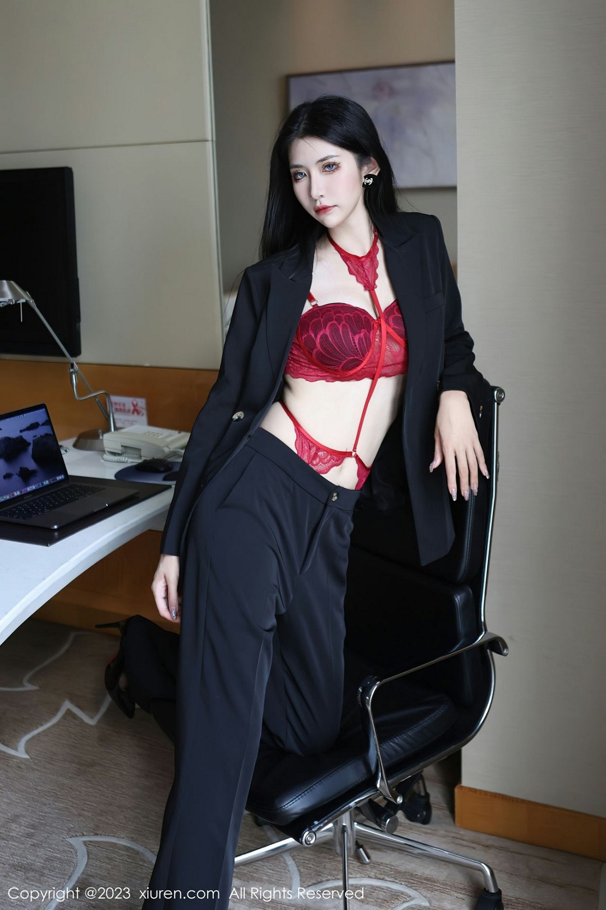 图片[25]-【XiuRen秀人網】2023.03.13 Vol.6402 依娜Yina【112P】-六色网