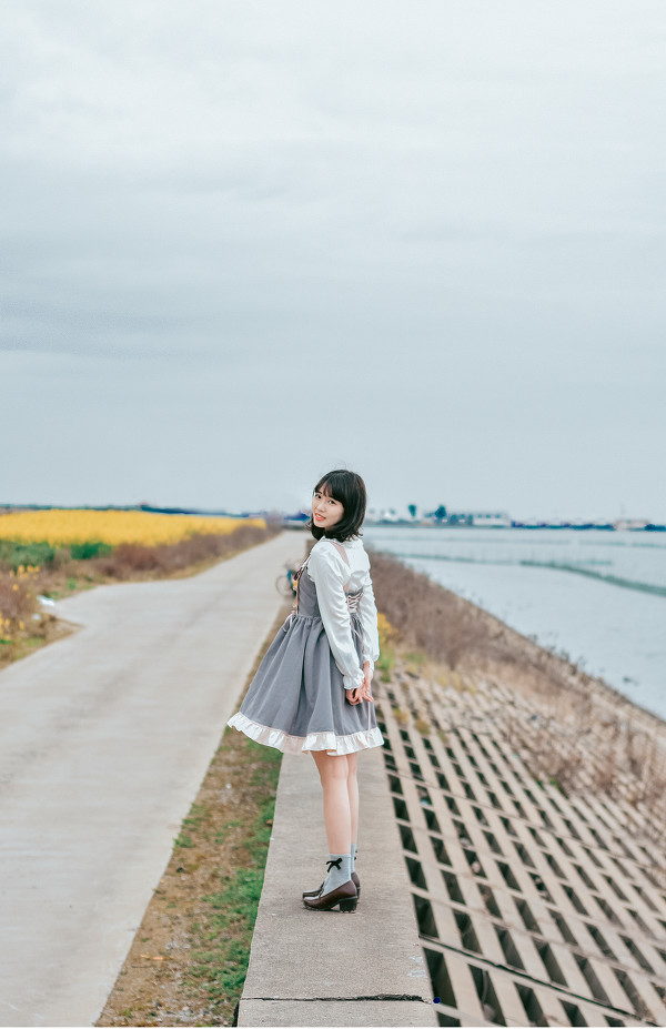 图片[14]-油菜花少女-六色网
