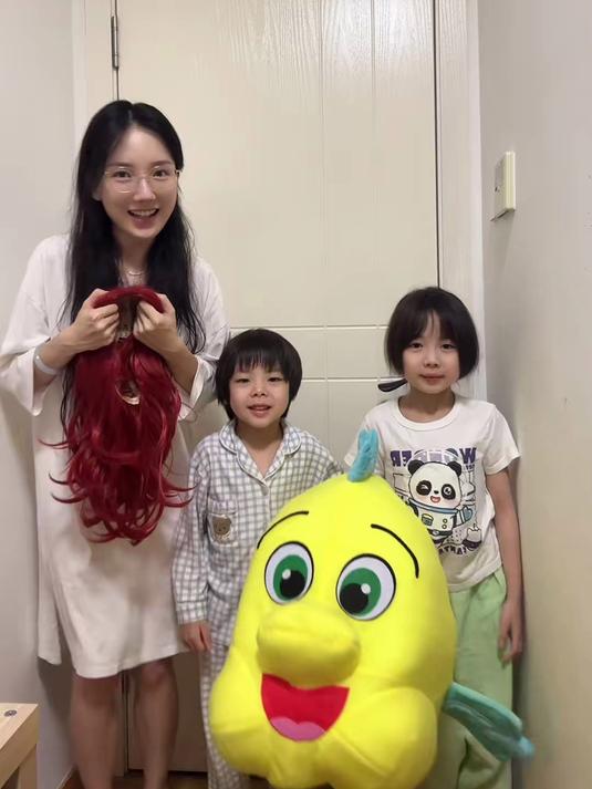 在香港迪士尼cos大反派带娃!