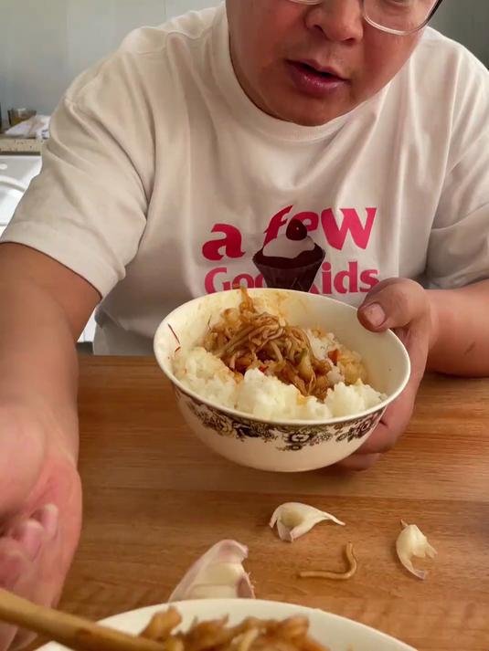 酸菜炒粉 下饭菜酸菜炒粉条,一看就会!