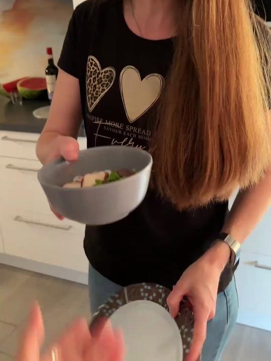 桂林米粉上德国餐桌了，也是我期待很久的家乡美食