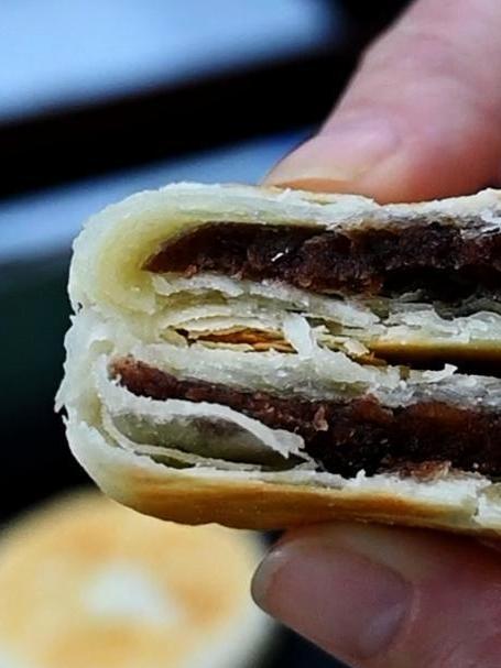 全自动酥饼机做豆沙酥饼