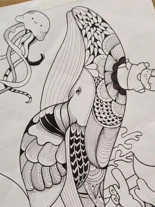 线描鲸鱼顶着蔚蓝的大海,你悄然跃起,宛如一道优美的彩虹
