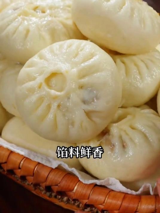 今天给大家分享一个油渣包子的做法