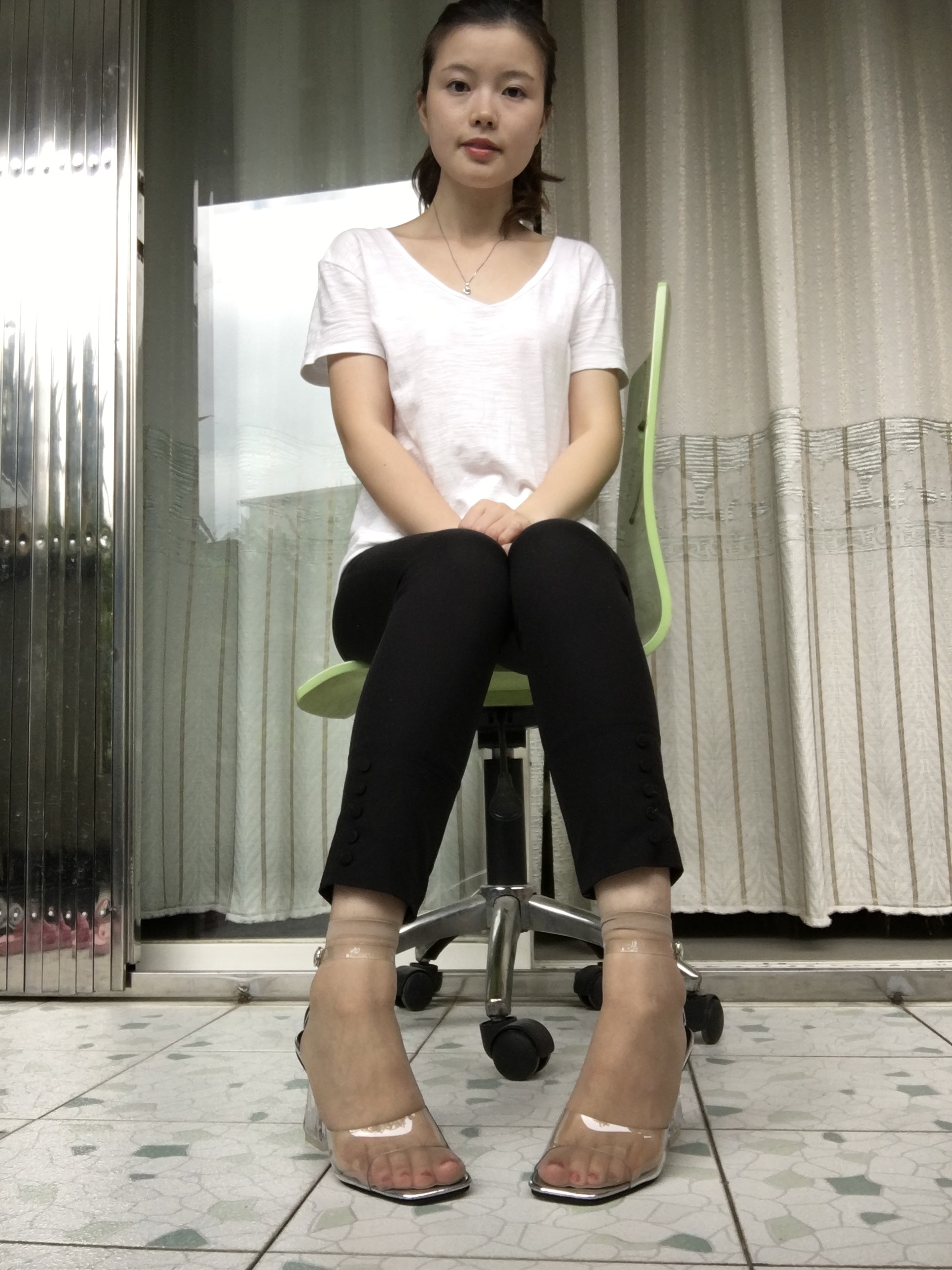 图片[31]-学妹校园寝室短丝系列042 夏丽[237P+2V311M]-六色网