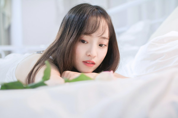 白色和她-六色网