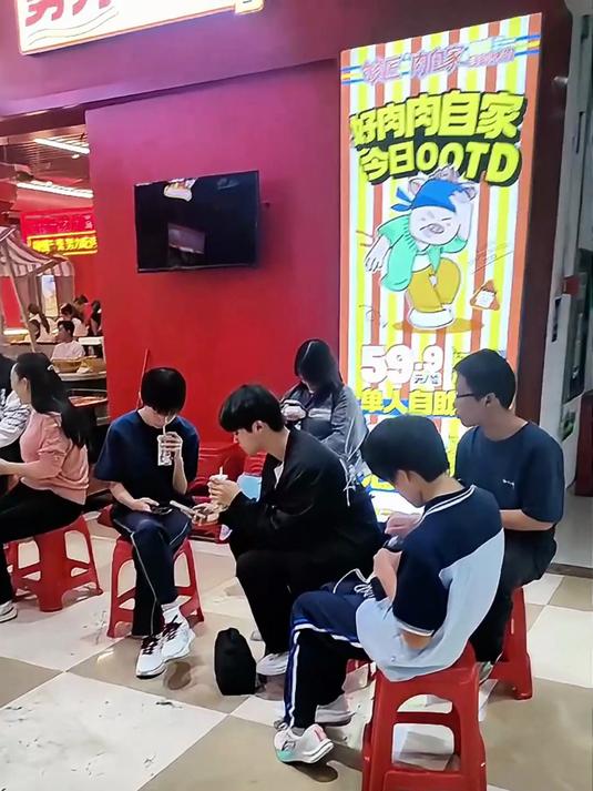 打卡够匠肉自家超级自助烤肉