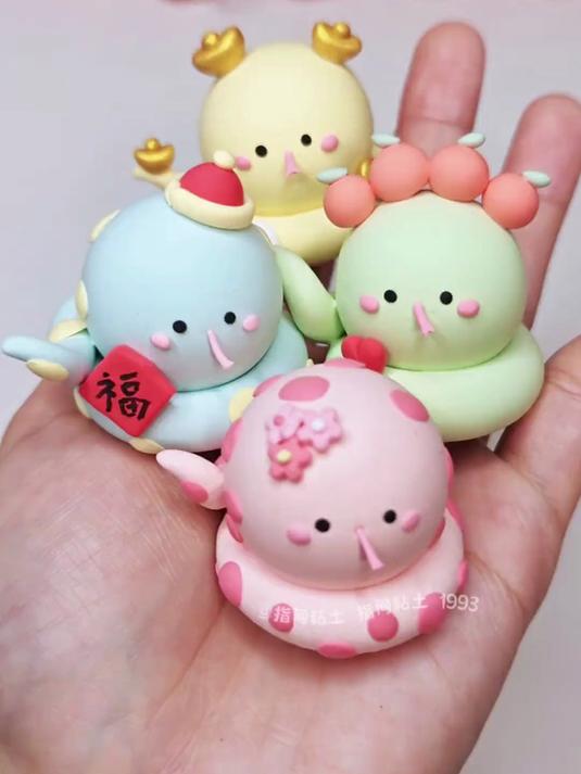 炒简单粘土教程~30秒教你捏粘土小蛇