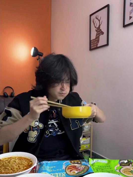吃遍全球所有泡面「第61天」