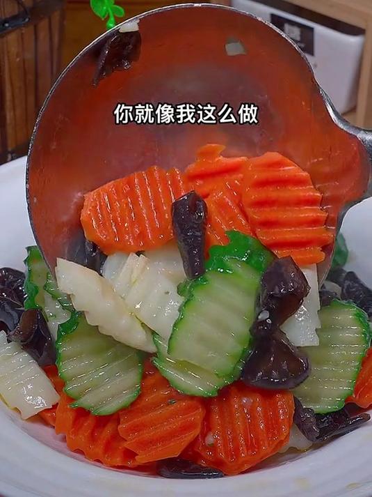 清脆美味的山药炒木耳