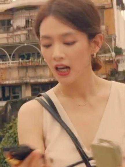 灿烂的风和海:新时代打工牛马,出门旅游也是为了工作做准备