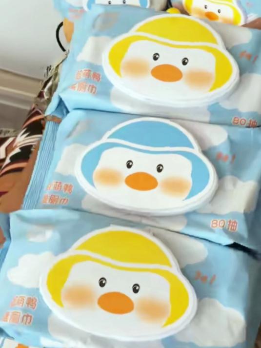 真心推荐女生用这款超萌鸭湿厕纸
