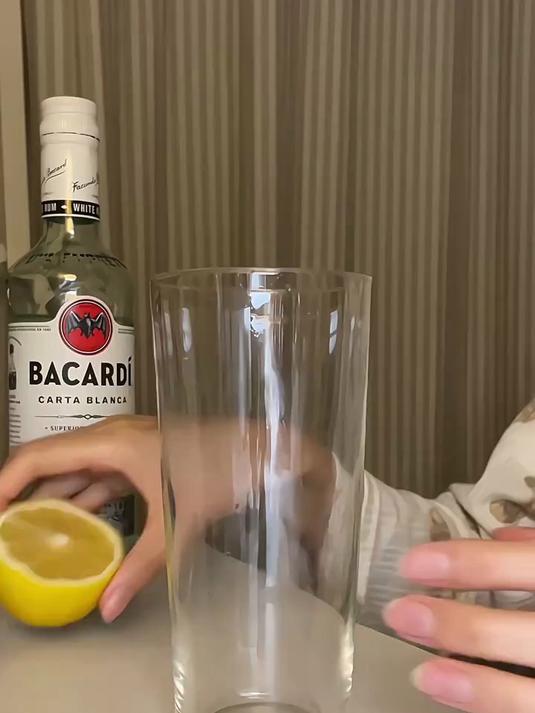 朗姆酒特调鸡尾酒～椰子海酒饮调制酒水调酒