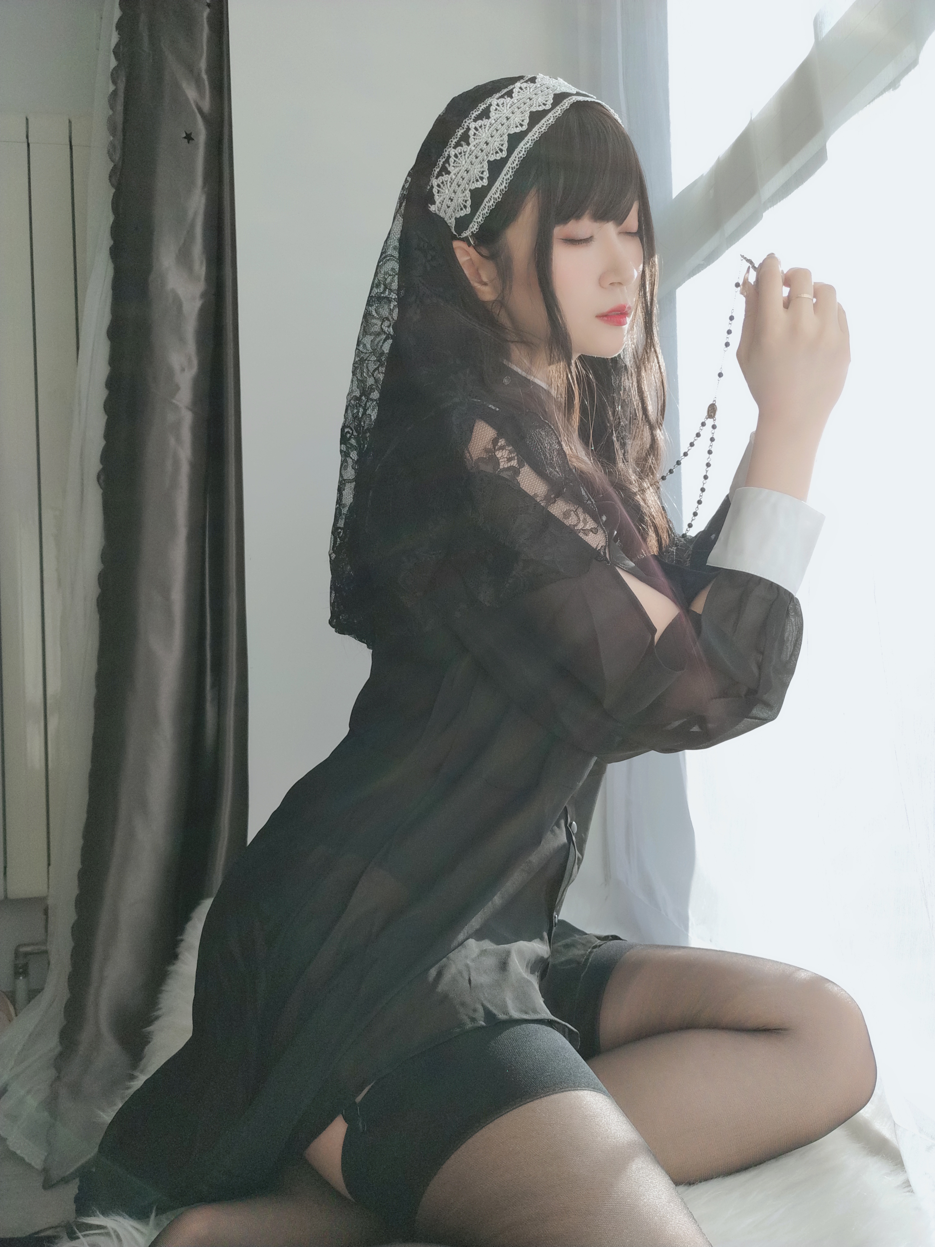 图片[38]-Coser小姐姐白银 NO.044 – 蕾丝修女[86P+7V838M]-六色网